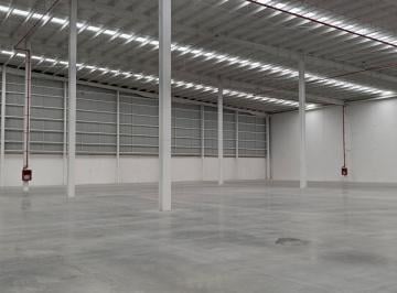 Bodega comercial , Toluca · Bodega de 5,044 m² en Toluca Dentro de Parque con Seguridad