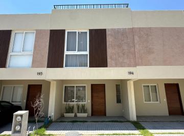 Casa · 134m² · 3 Recámaras · 2 Estacionamientos · Casa en Venta