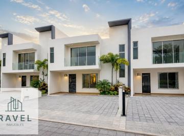 Casa · 141m² · 3 Recámaras · 2 Estacionamientos · Casa en Centro Jiutepec