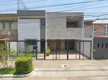 Casa de 4 habitaciones, Zapopan · Casa en Venta en Calle Mármol, Fracc Residencial Victoria, Zapopan, Jalisco.