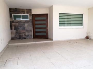 Casa de 3 habitaciones, León · Casa de 180 con 3 Recámaras en Renta en El Mayorazgo