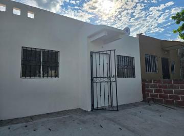 Casa · 42m² · 2 Recámaras · 2 Estacionamientos · Casa - Fraccionamiento Los Angeles