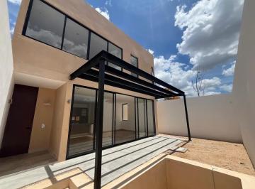 1 · Casa en Venta con Amplio Terreno Al Norte de Merida Santa Gertrudis Copó