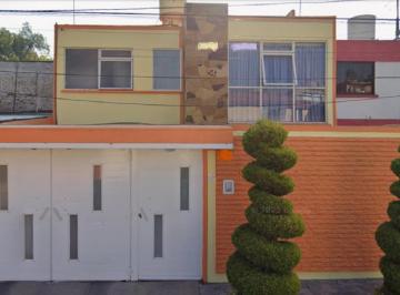 Casa de 4 habitaciones, Tlalnepantla de Baz · Casa en Hab Prado Vallejo Tlalnepantla, con Jardin, Cerca de Calz. Vallejo y Plazas Comerciales.