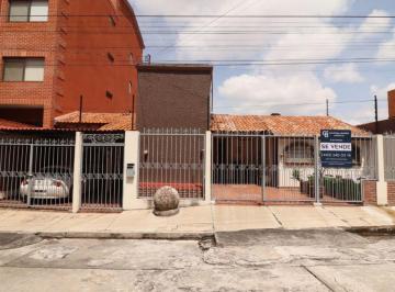 Casa de 4 habitaciones, Morelia · Casa en Venta Morelia, Colonia Nueva Jacarandas