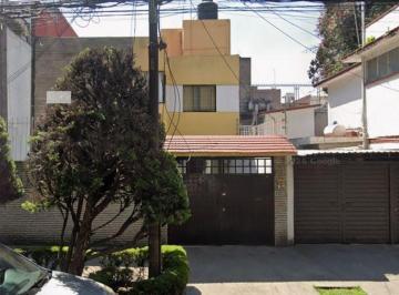 Casa de 4 habitaciones, Benito Juárez · Venta de Casa Calle San Borja 1355, Vértiz Narvarte, Benito Juárez, 03600