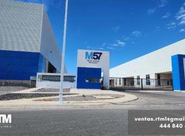 Nave industrial · 752m² · 3 Estacionamientos · Se Renta Bodega en Parque Industrial de Logistik
