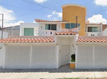 Casa de 4 habitaciones, Querétaro · Bonita Casa en Venta en Col. Carretas Santiago Queretaro