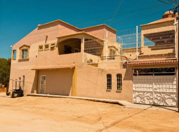 Casa de 3 habitaciones, La Paz · Oportunidad de Casa 2 Plantas en Esquina