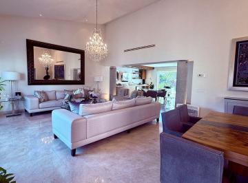 17c7184610ed67729ef853b1f096a996347b4cd6c829840365d4c53b8cbbe7ef · Residencia en Venta en Sierra Alta Al Sur de Monterrey