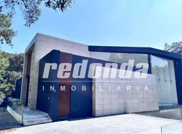 Casa · 1000m² · 4 Recámaras · Casa en Hacienda de Valle Escondido