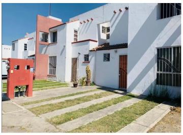 Casa en condominio de 3 habitaciones, Tlajomulco de Zúñiga · Oportunidad: Casa Adjudicada en Fracc Altus Bosques en Tlajomulco, a Unos m de Empresa Frialsa
