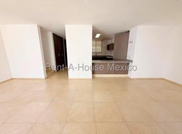 Casa de 3 habitaciones, El Marqués · Casa en Renta con Estacionamiento Techado Para 2 Autos en Zibatá Rah1189