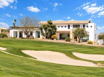 Casa de 4 habitaciones, San Luis Potosí · Residencia de Autor en Club de Golf La Loma