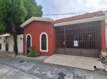 Casa · 1m² · 3 Recámaras · Casa Amueblada en Renta a Unos Minutos del Tec de Monterrey