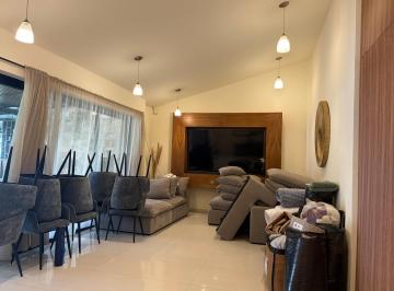 Casa · 260m² · 3 Recámaras · 3 Estacionamientos · Renta de Casa Una Planta en Cholula