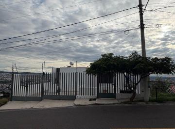 2fc6de833c7bfbcb33c07da6a7f50f31fd1b1e616150384f077f1e8d865ce3d8 · Casa en Renta Amueblada con Vista Panorámica en Loma Dorada Querétaro