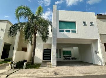 1 · Casa en Renta en La Rioja, Zona Carretera Nacional, Monterrey, N. L. (Aah)
