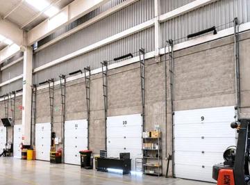 Nave industrial , Tultitlán · Nave en Tultitlan de 7,163 m² Dentro de Parque con Seguridad con Amplio Patio de Maniobras