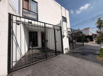Casa de 2 habitaciones, Zapopan · Casa Duplex en Renta en Prados Tepeyac