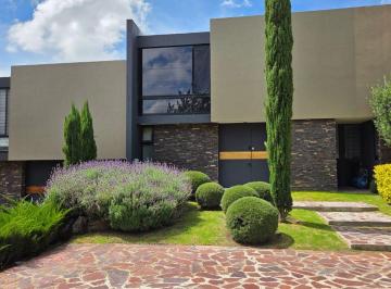 Casa en condominio de 4 habitaciones, León · Casa en Venta en La Campiña Modelo Villa Hermes, Leon, Gto.