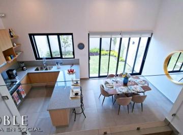 Casa en condominio de 3 habitaciones, Querétaro · Casa en Altos Juriquilla Amaia Caisa Queretaro