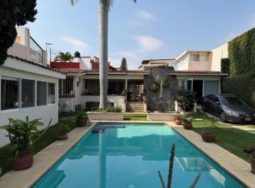 Casa · 259m² · 3 Recámaras · 4 Estacionamientos · Casa - Delicias