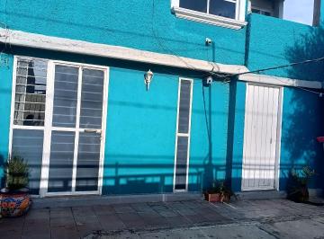 Casa de 9 habitaciones, Coacalco de Berriozábal · Casa de 2 Niveles y Planta Baja