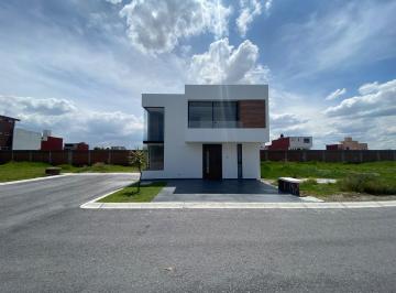 Casa en condominio · 170m² · 3 Recámaras · 2 Estacionamientos · Casa en Renta en Ex Hacienda San José, Toluca, Estado de México. - (4)