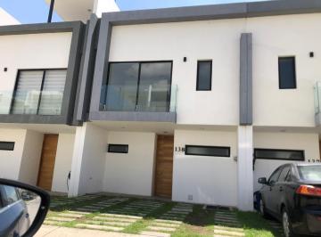 Casa · 119m² · 3 Recámaras · 2 Estacionamientos · Casa en Renta en Triventi - (4)