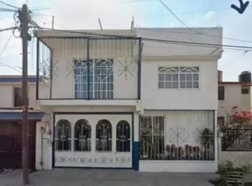 Casa de 3 habitaciones, Coacalco de Berriozábal · Casa en Coacalco de Garantia Hipotecaria Oportunidad Unica.