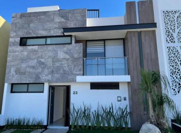 Casa de 3 habitaciones, San Andrés Cholula · Renta de Casa Moderna con Jardín Zona Lomas de Angelópolis, San Andrés Cholula