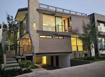 Casa de 5 habitaciones, Zapopan · Casa en Venta Puerta del Bosque