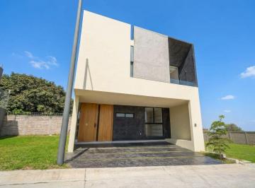 Casa en condominio de 4 habitaciones, Zapopan · Casa de 4 Recámaras Coto Pontevedra Zapopan Norte