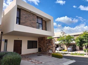 08dcb51f2c412224fc4e311ad6146afe17049ecf10870e8c1a15ec87faeb35f6 · Casa en Renta en Juriquilla | Cumbres del Lago | Condominio Gala 2