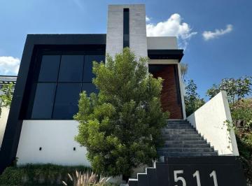 Casa en condominio de 3 habitaciones, León · Casa en Renta en Zanda Residencial