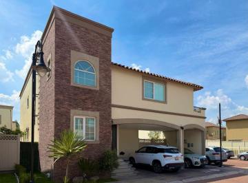 Casa de 4 habitaciones, Metepec · Casa en Renta en Metepec
