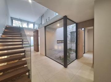 8f0555f71fe1c56899d390af65346b61d450aff78b6fba6da35c7fbae0e5337b · Casa en Renta en Altozano | Condominio Cumbre