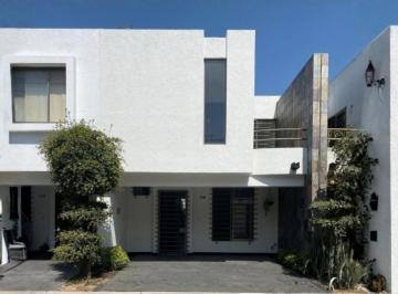 1 · Casa en Renta en Residencial Valle del Sur, Tlaquepaque