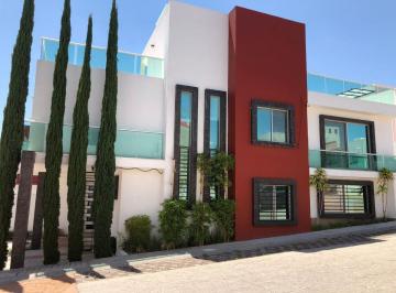 Casa de 4 habitaciones, Querétaro · Casa de 210 m² con 4 Recámaras en Renta en Milenio III