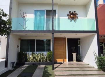 Casa en condominio de 3 habitaciones, Tlajomulco de Zúñiga · Casa en Coto Casa Fuerte Fortaleza Tlajomulco