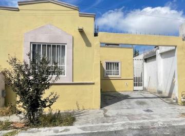 Casa de 3 habitaciones, Ramos Arizpe · Casa de 1 Planta en Renta en Parajes de Los Pinos