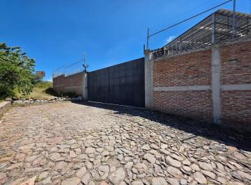 Bodega comercial , Querétaro · Oficinas, Patio de Maniobras y Bodega - Salitre