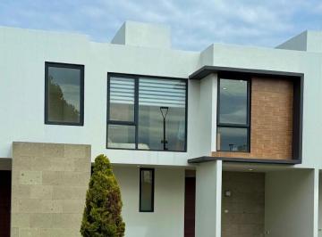 Casa de 2 habitaciones, Toluca · Casa en Venta en Toluca