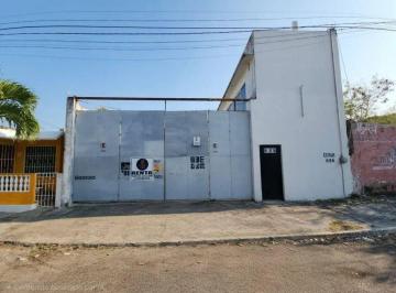 Bodega comercial · 500m² · 1 Recámara · 30 Estacionamientos · Bodega Comercial - Centro
