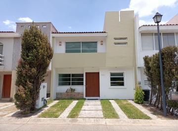 Casa en condominio de 4 habitaciones, Tlajomulco de Zúñiga · Casa en Venta - Renta en Nueva Galicia, Condominio Toledo