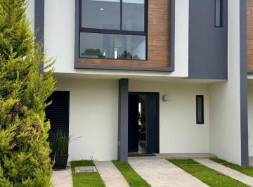 Casa de 3 habitaciones, Toluca · Casa en Venta en Toluca