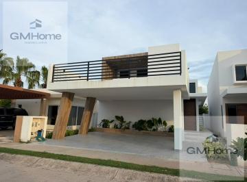 Casa · 2 Recámaras · 2 Estacionamientos · Casa en Fraccionamiento Sábalo Cerritos