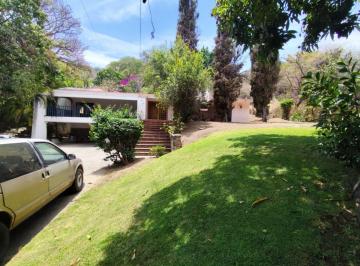 Casa de 5 habitaciones, Zapopan · Crea Nuevos Recuerdos Familiares en Esta Gran Propiedad/casa en Venta