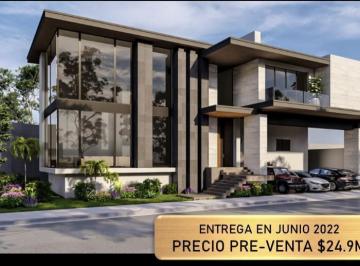 Casa · 740m² · 5 Recámaras · 4 Estacionamientos · Pre Venta de Casa Sierra Alta 9no Sector